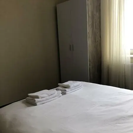 El Mundo Apartmanhotel *